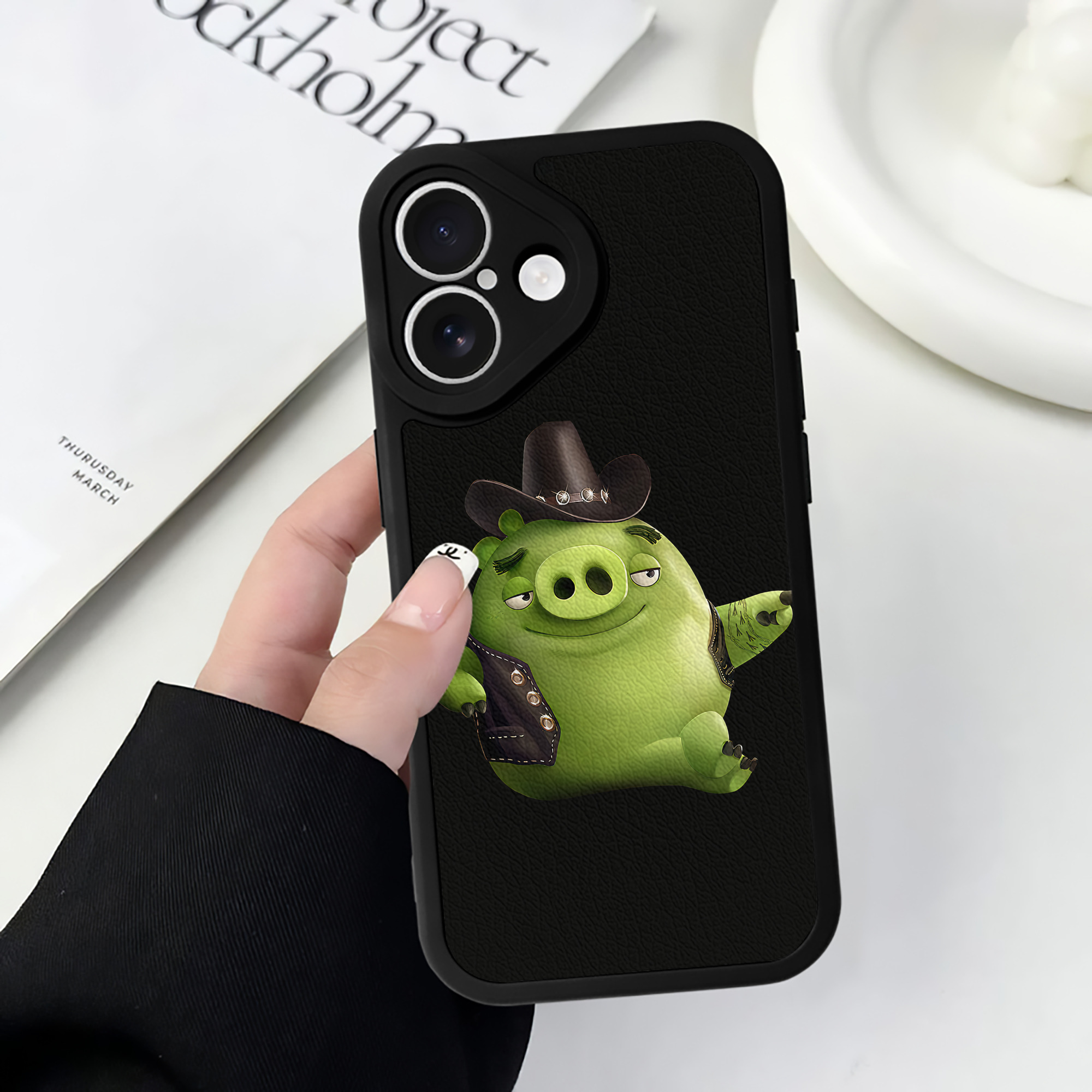 （画像用） Angry Birds アングリーバード 【iPhone 16シリーズ対応】シリコンスマホケース（レザー調） 材質：シリコン